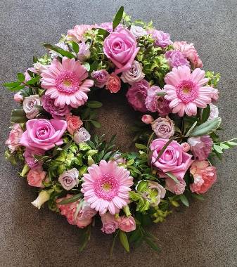 Loose Floral Wreath